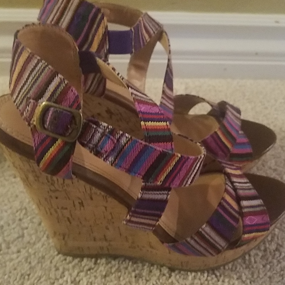Platform Shoes - Picture 4 of 4